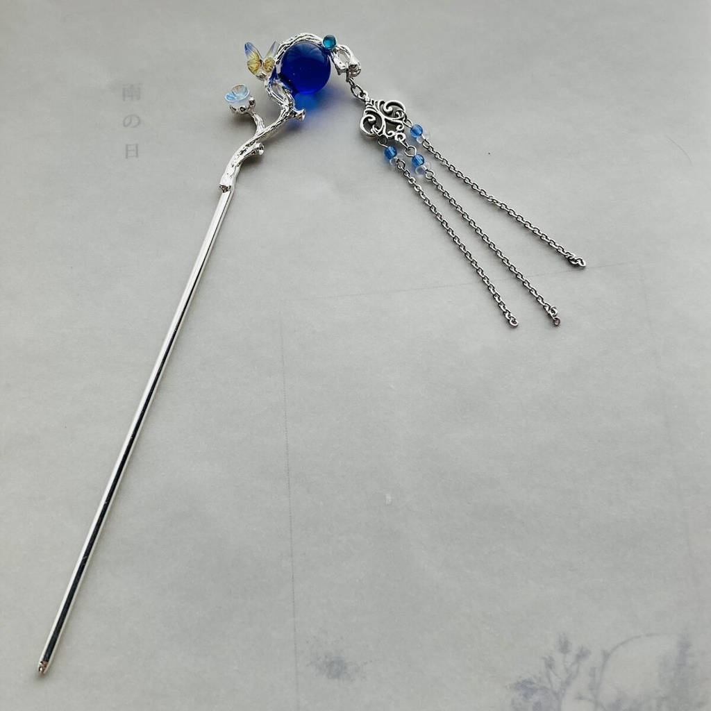 再再販 蝶の留まる瑠璃玉 装飾 かんざし
