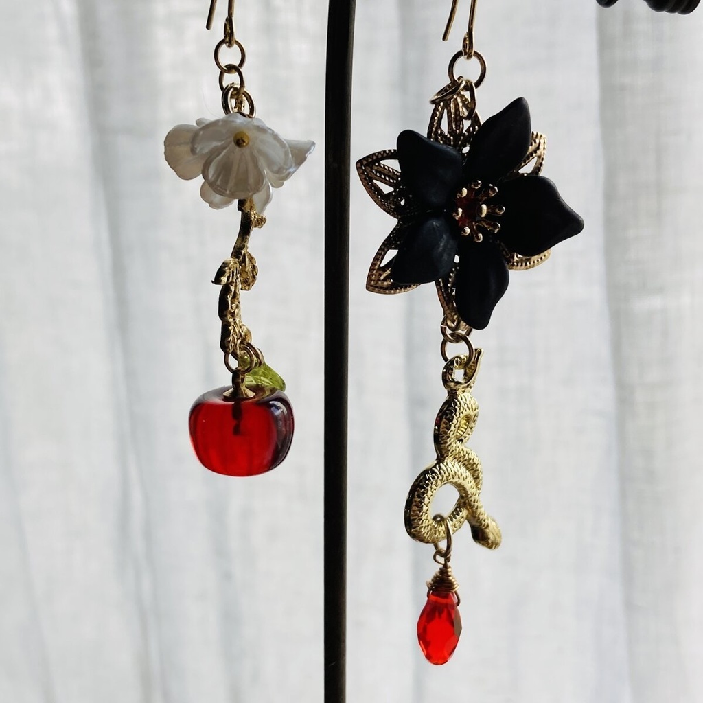 夜の魔術部 エデンの園 禁断のリンゴと蛇の話 ピアス イヤリング