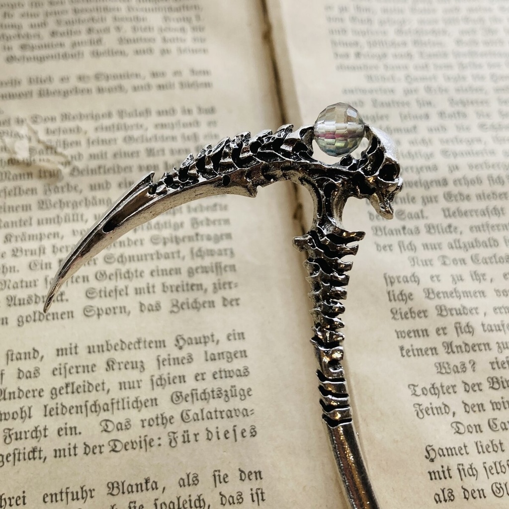 夜の魔術部 死神の鎌 骨デザイン かんざし