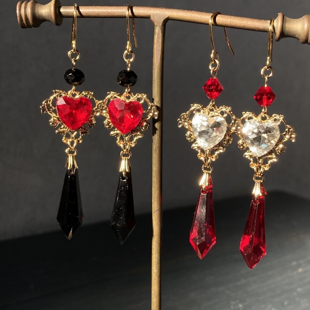 説明文必読★イロアソビ ガラスのハートとシャンデリア ピアス イヤリング
