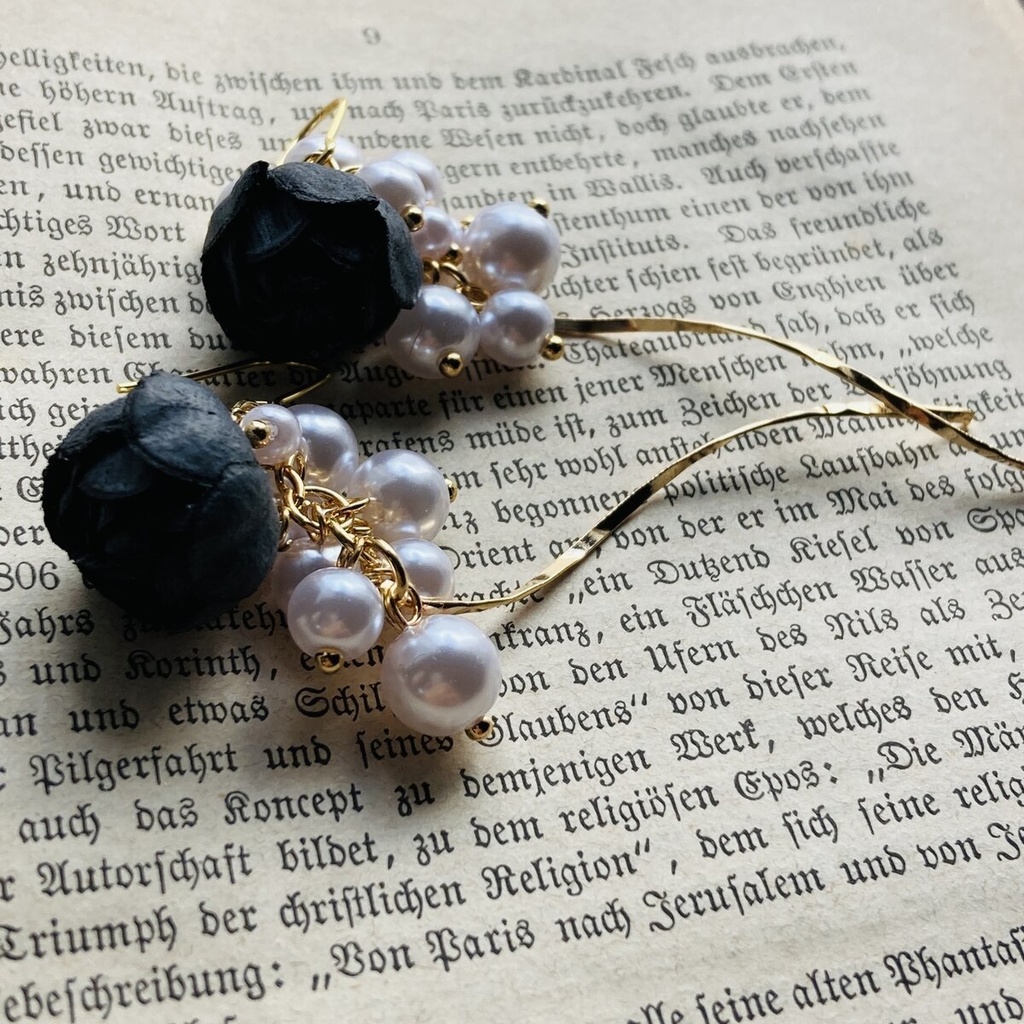 3色から選択 イロアソビ ミニ薔薇とパールのピアス