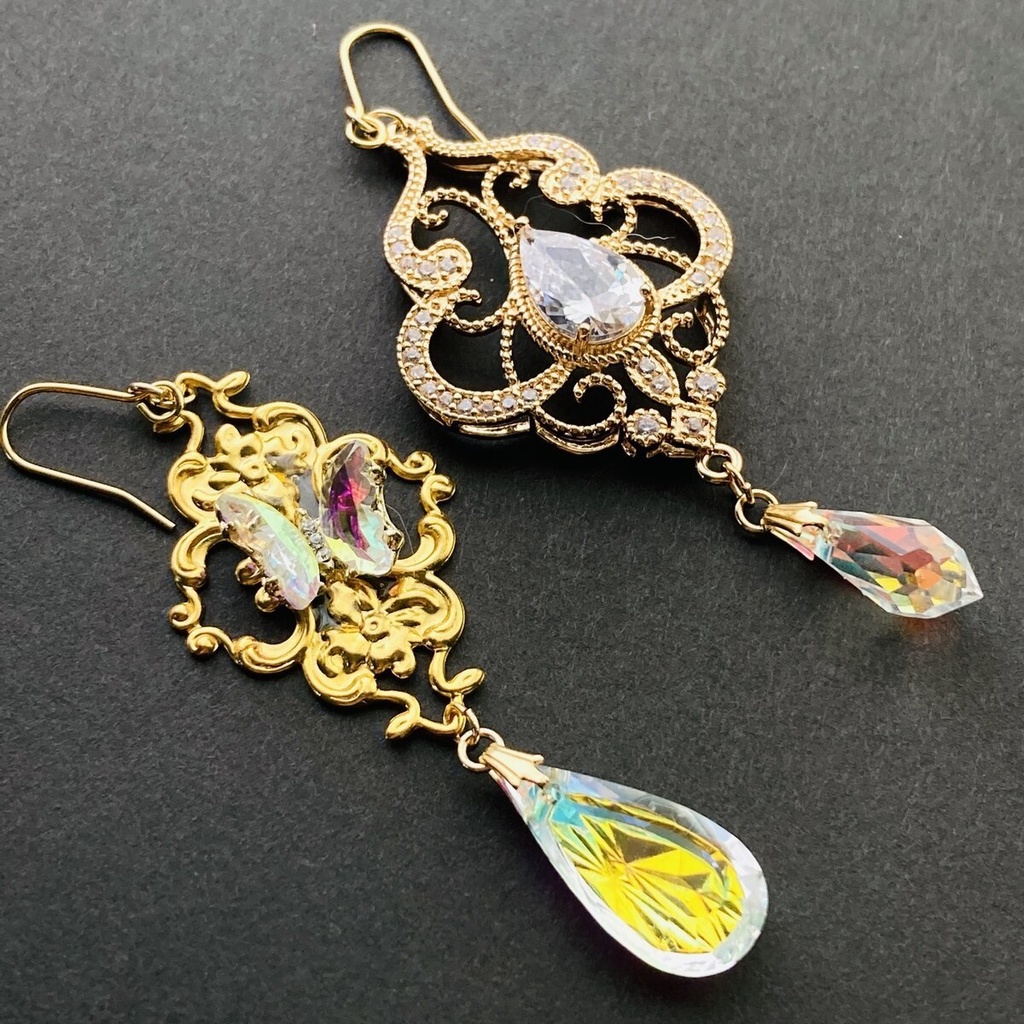 イロアソビ オーロラの蝶 クリスタルビジュー ピアス イヤリング