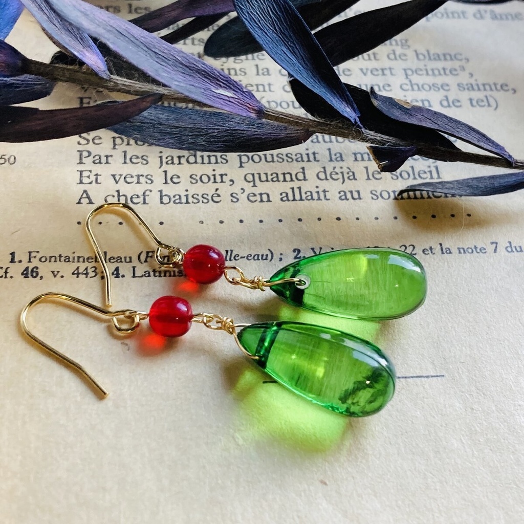 再販 送料込み ハウルの動く城 ピアス イヤリング コスプレ 大粒ドロップ