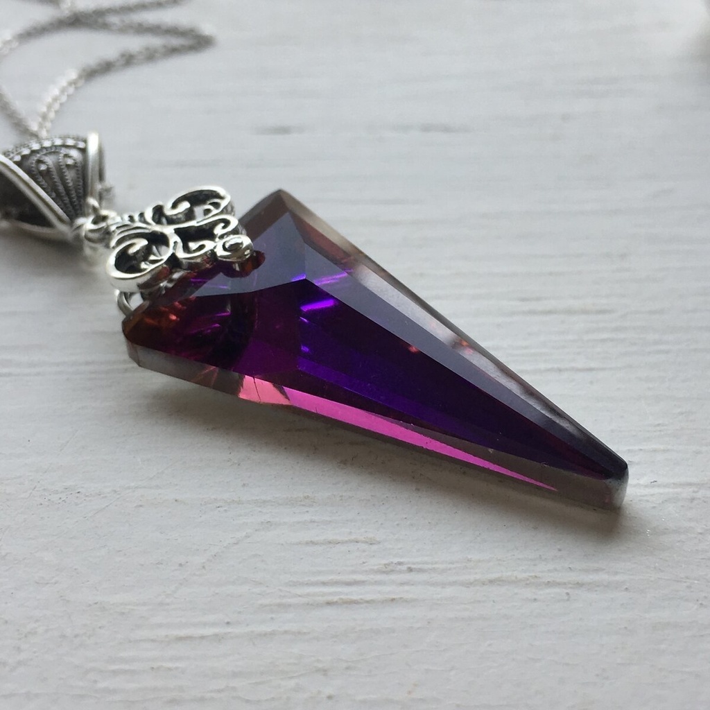 夜の魔術部 大きな マジック再販 パープル スピアガラス ネックレス