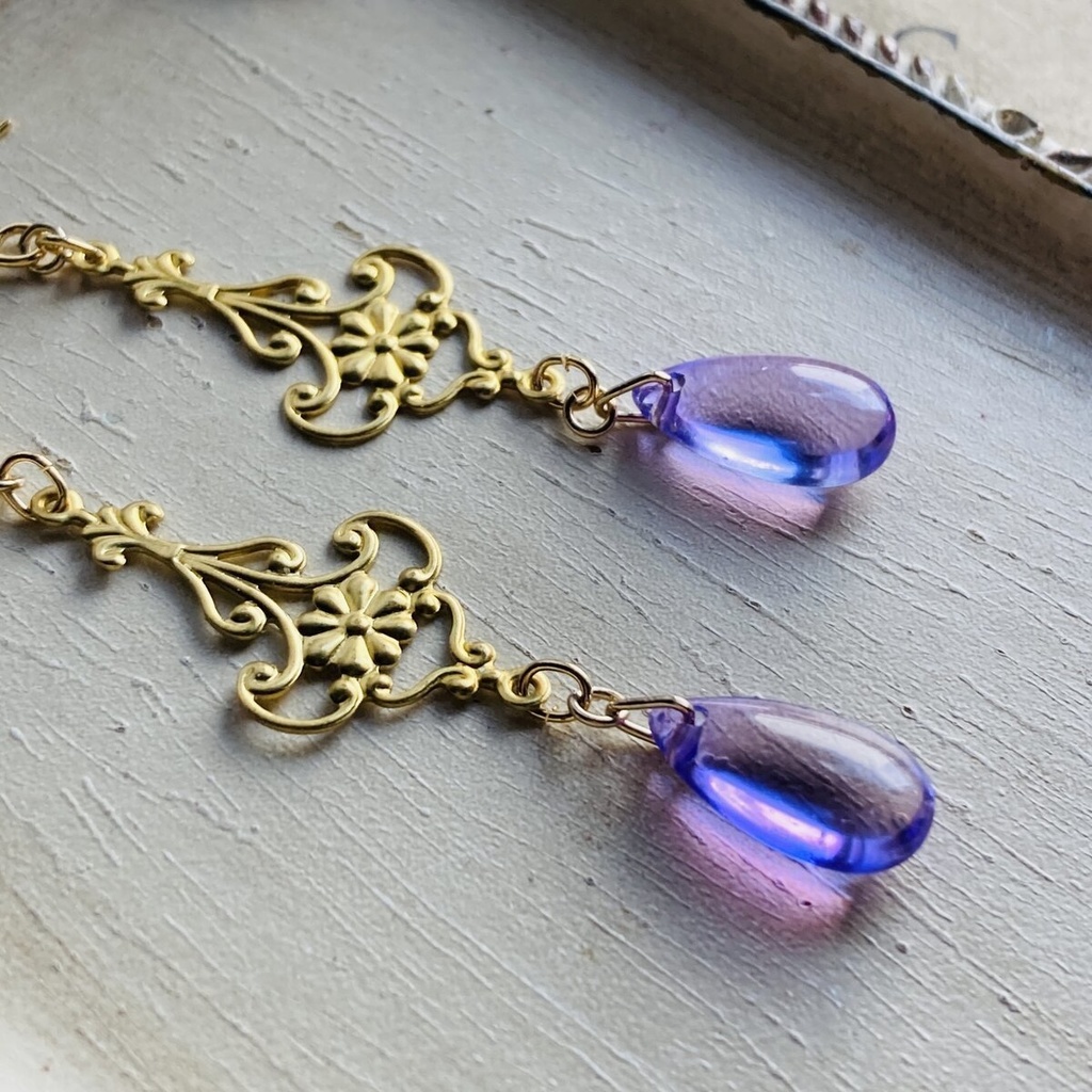 菫ドロップ 真鍮透かし ピアス イヤリング イロアソビ