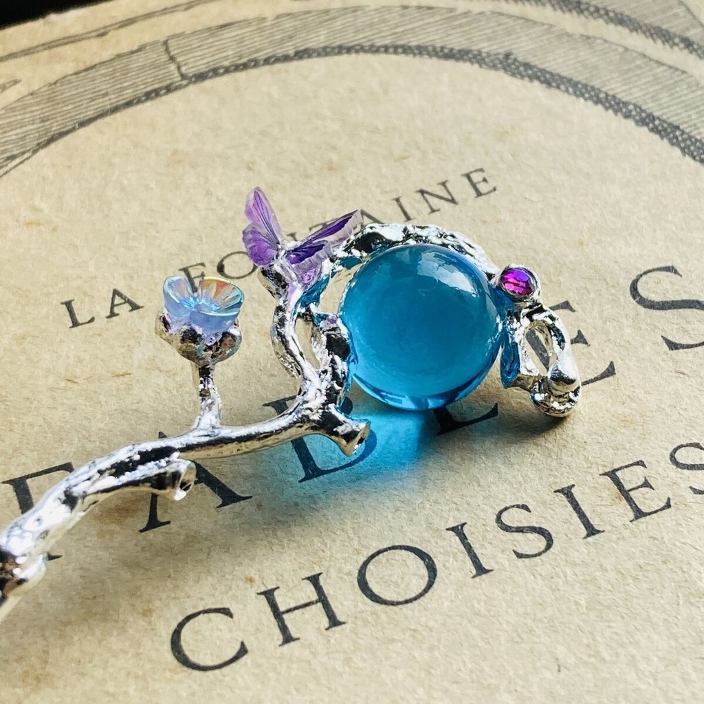 蝶の留まる水玉 装飾 かんざし 二種から選択