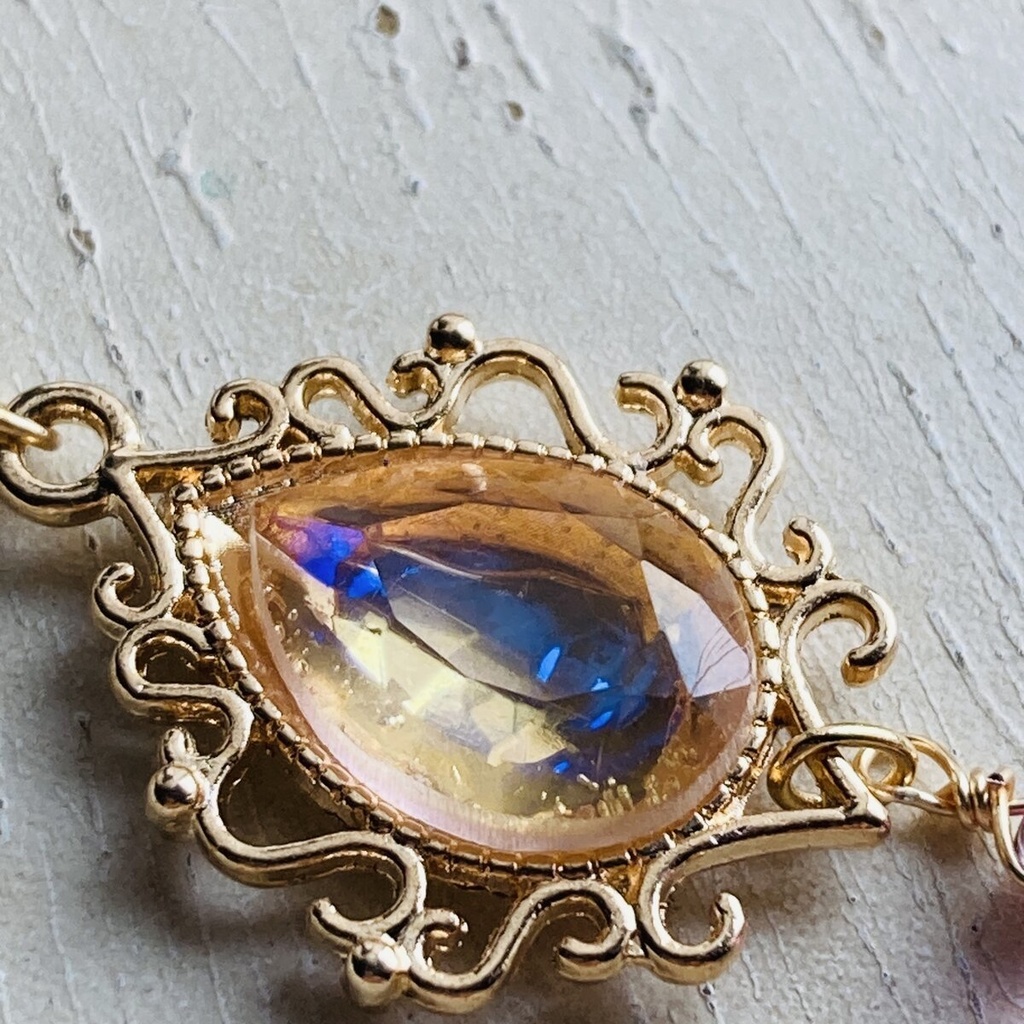 雫色変更可能 レアヴィンテージ ハニーイエローのドラゴンズブレス カットドロップ ネックレス