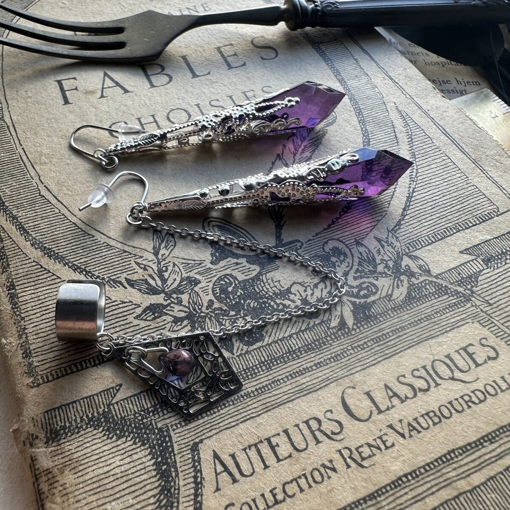 色変更可能 *イロアソビ* 紫のシャンデリア チェコ ドロップ イヤーカフ