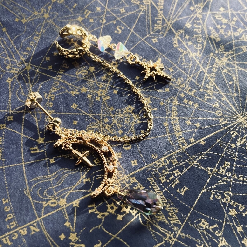 夜の魔術部 星と月のビジュー オーロラガラス ピアス(イヤリング)+イヤーカフ 片耳用 説明文必読