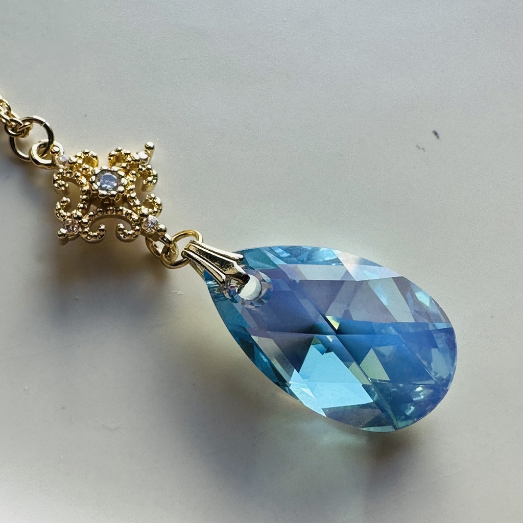 動画確認あり レアスワロフスキー アクアマリンAB カットドロップ ネックレス