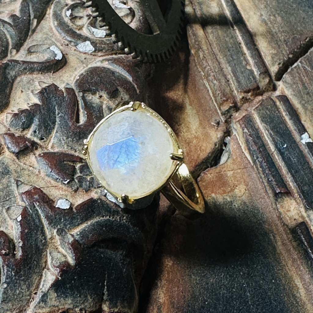 送料無料 動画確認あり 1センチ大粒 レインボームーンストーン 指輪 リング