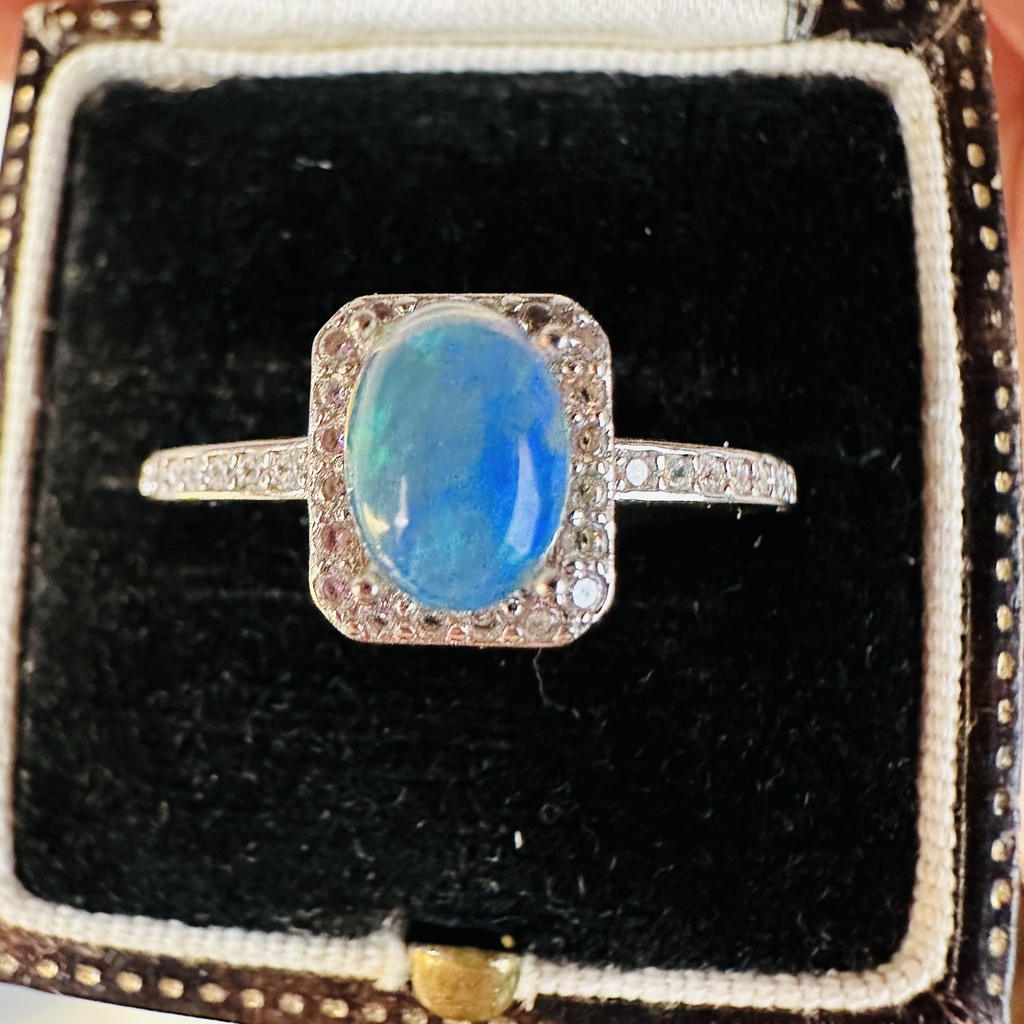 送料込み 1点もの 美しい遊色 ぜひ動画確認を プレシャスオパール リング 指輪