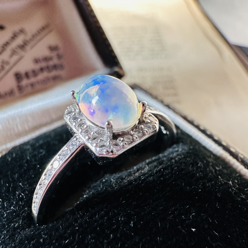 送料込み 1点もの 美しい遊色 ぜひ動画確認を プレシャスオパール リング 指輪