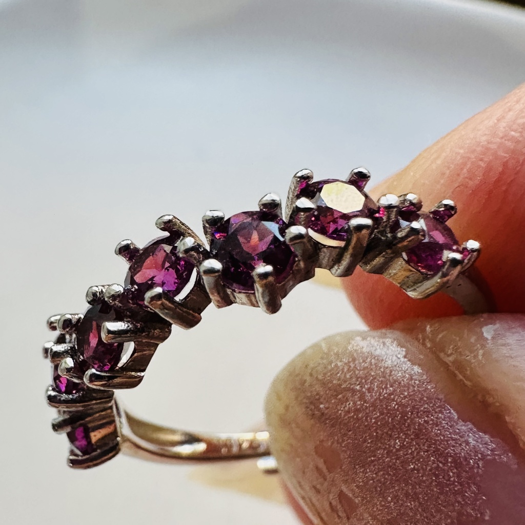 現品のみ 送料込 ロードライトガーネット 7粒 シルバー925 リング 調整可能 ガーネット