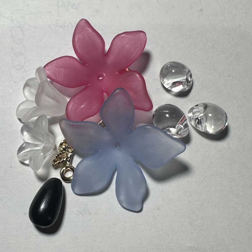 オーダー2点　ねじばねイヤリング