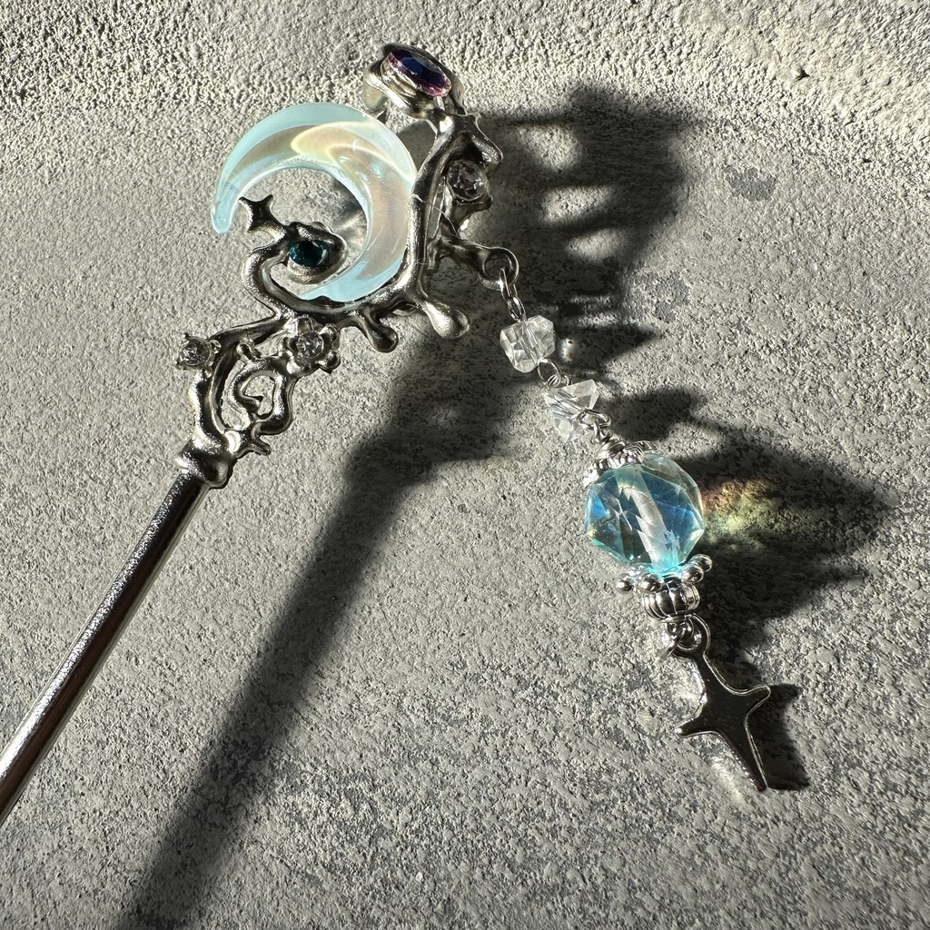 送料込み 夜の魔術部 天体観測 惑星 月 ルナフラッシュの輝き かんざし