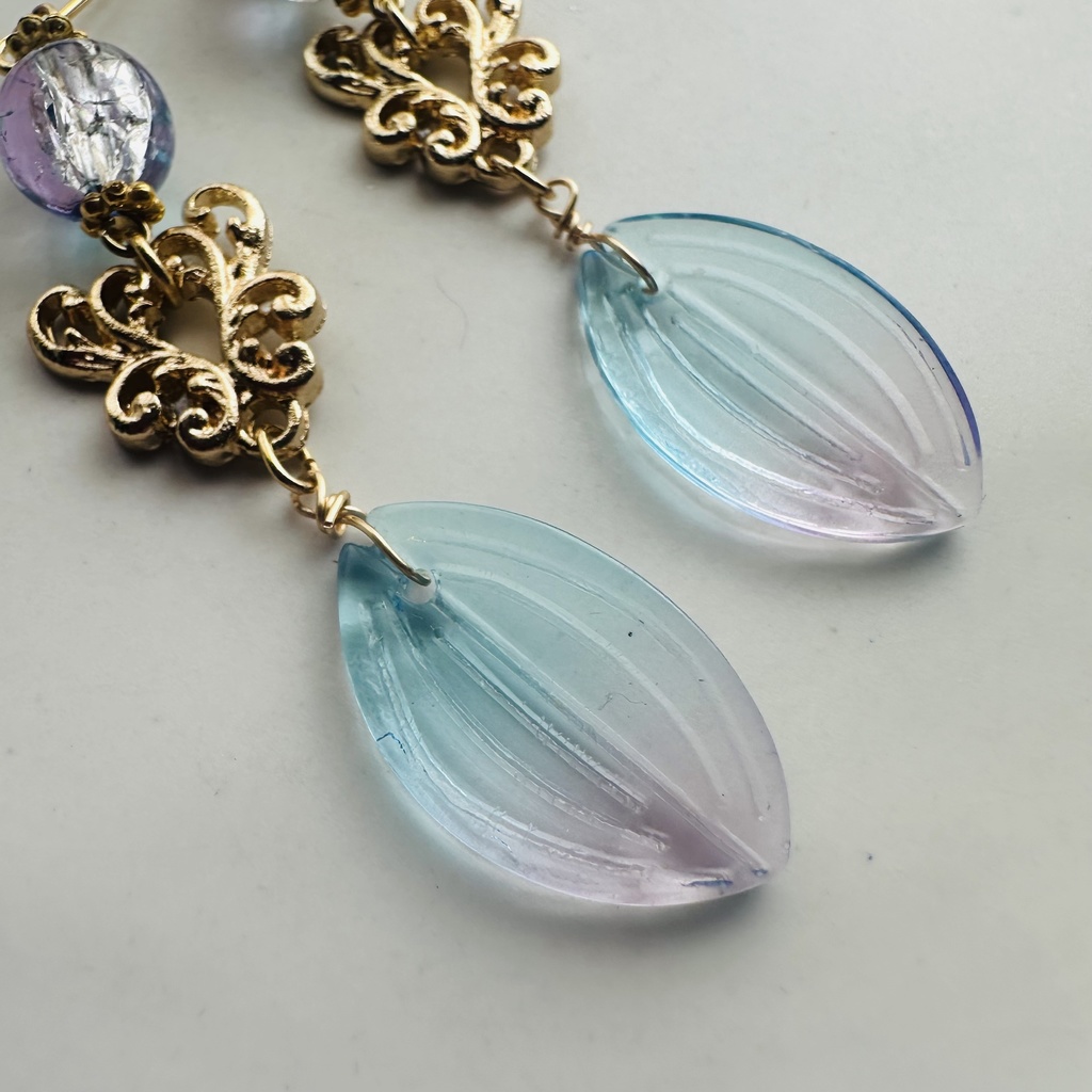 イロアソビ バイカラー 水色ピンク ピアス イヤリング 夢かわ パステル ユニコーンカラー