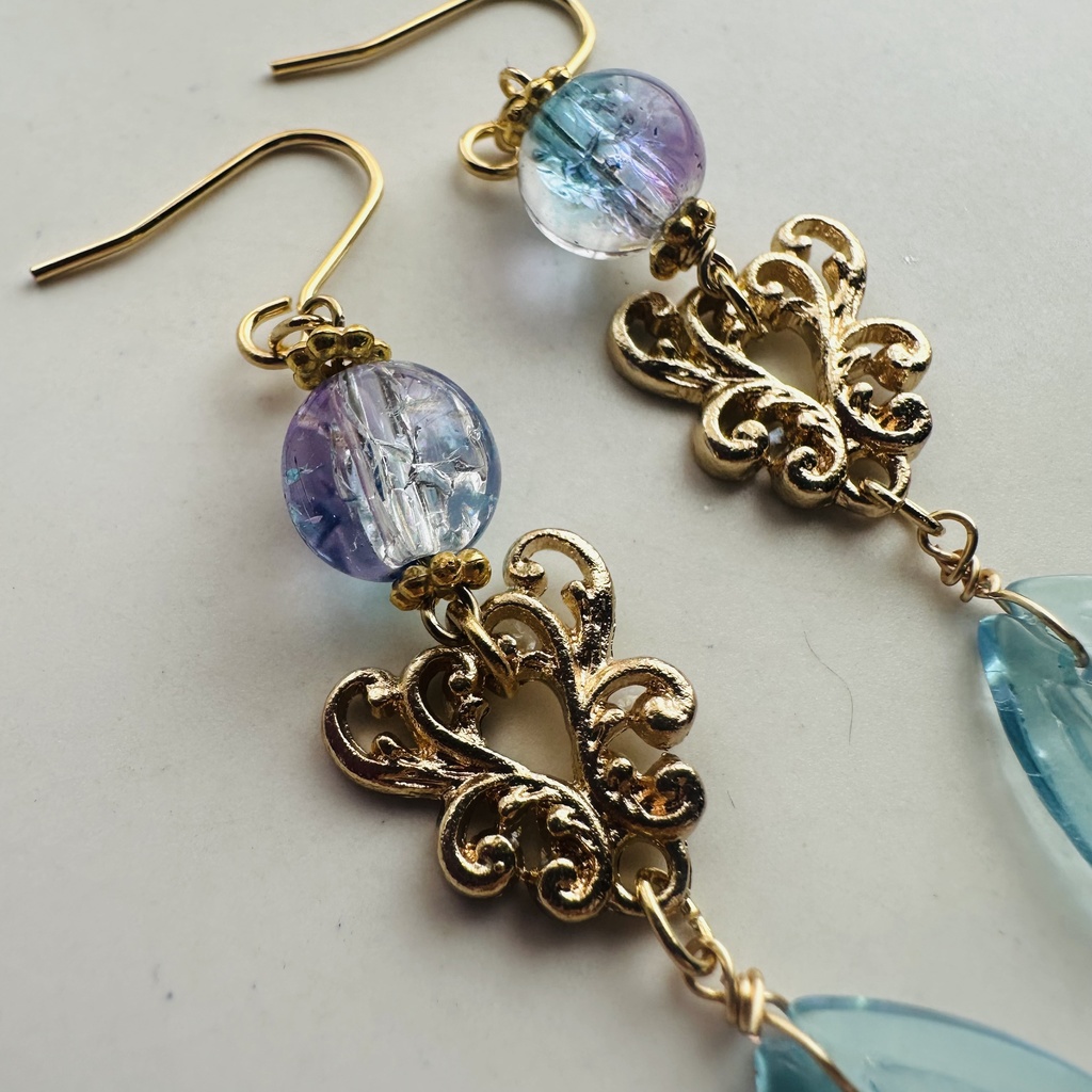 イロアソビ バイカラー 水色ピンク ピアス イヤリング 夢かわ パステル ユニコーンカラー