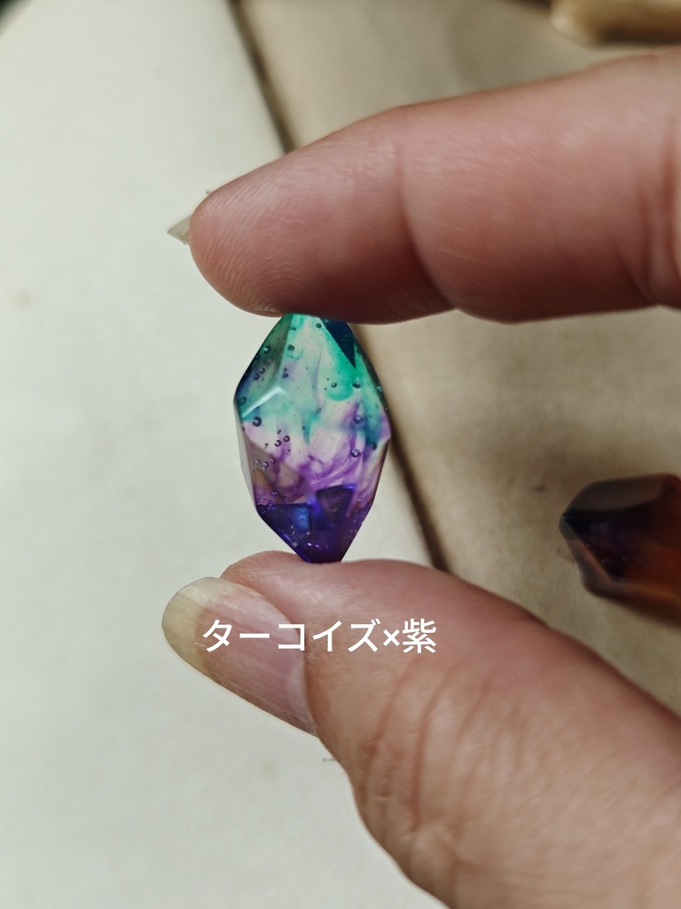 バイカラー鉱石 オーダー 説明必読 左右ペア価格 金具選択もしてください 金具は金色