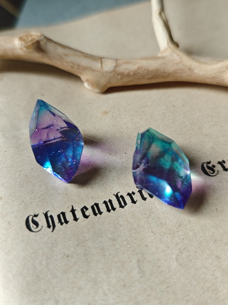 バイカラー鉱石 オーダー 説明必読 左右ペア価格 金具選択もしてください 金具は金色