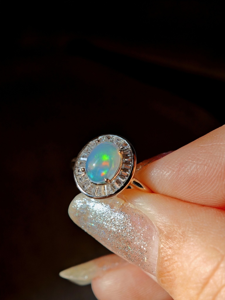 送料込み 8mm オーロラみたいなオパール リング 指輪 MCB