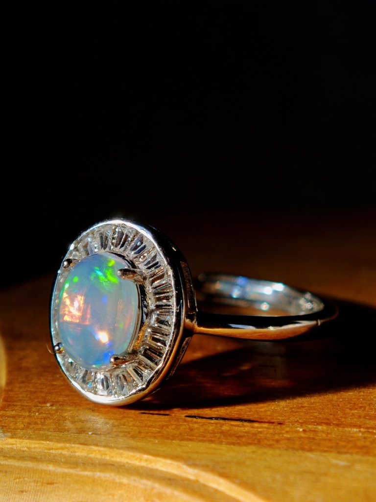 送料込み 8mm オーロラみたいなオパール リング 指輪 MCB