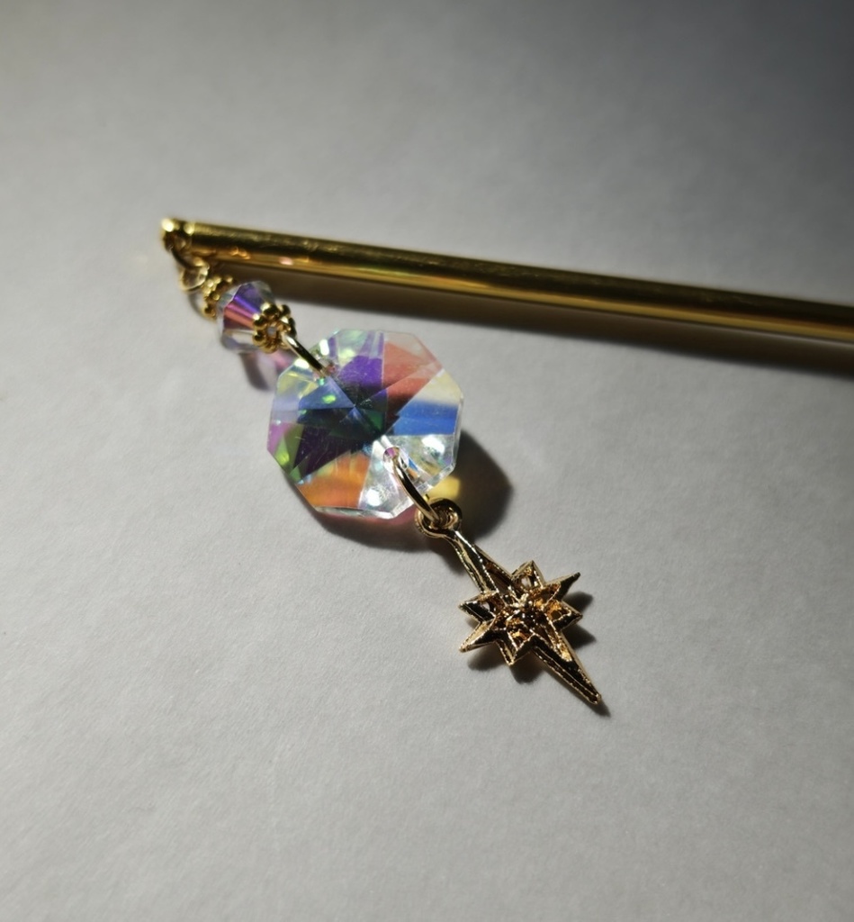 送料込み *イロアソビ* オーロラガラス 星 かんざし