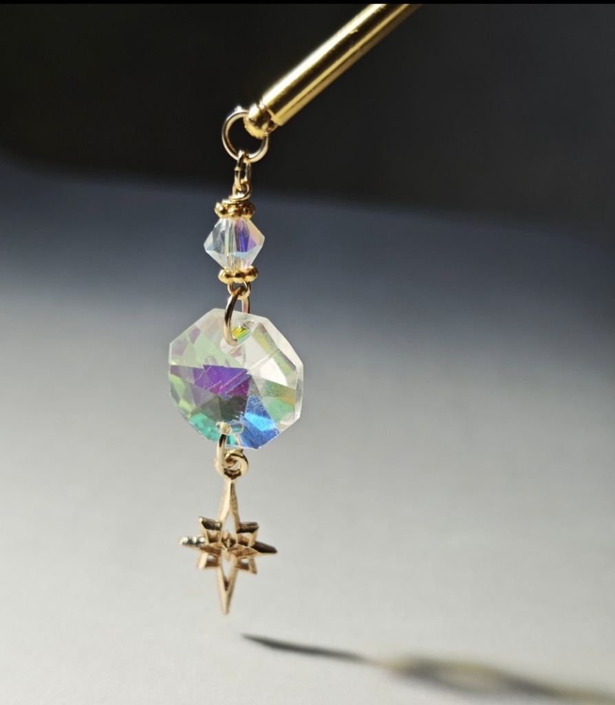 送料込み *イロアソビ* オーロラガラス 星 かんざし