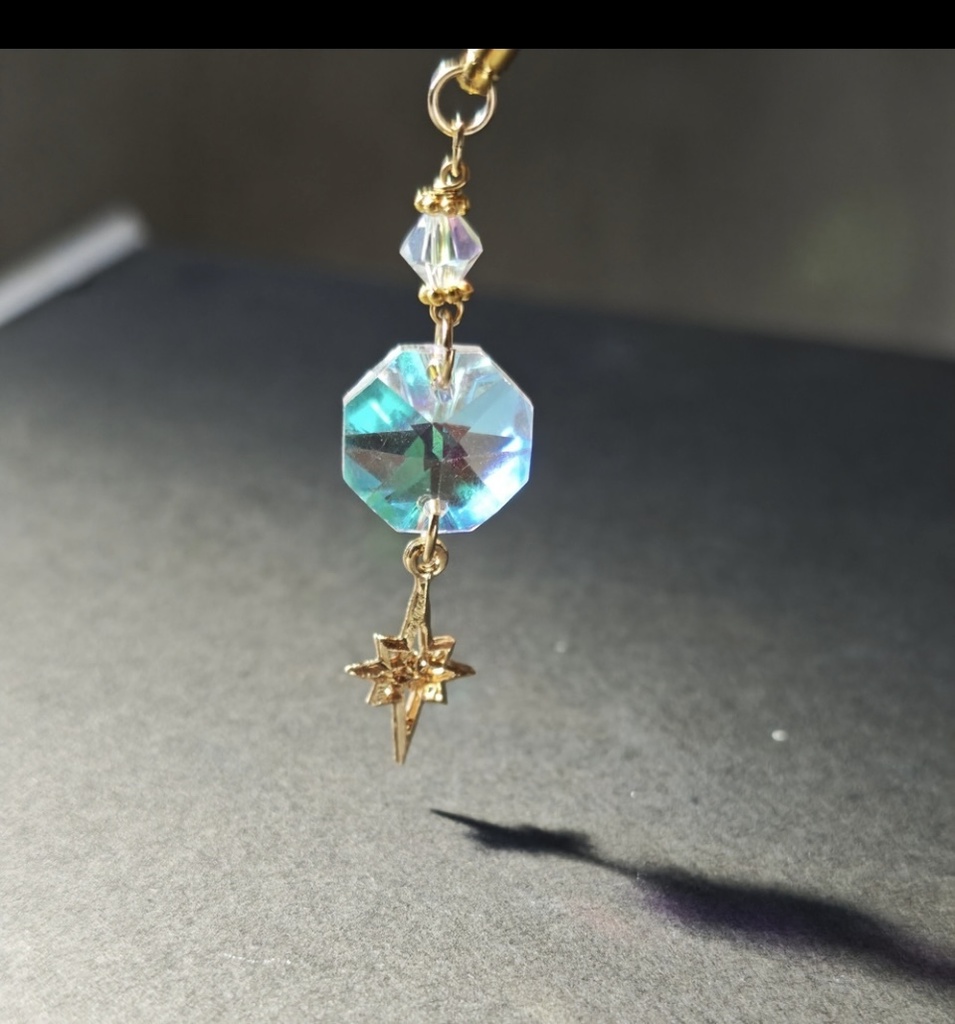 送料込み *イロアソビ* オーロラガラス 星 かんざし