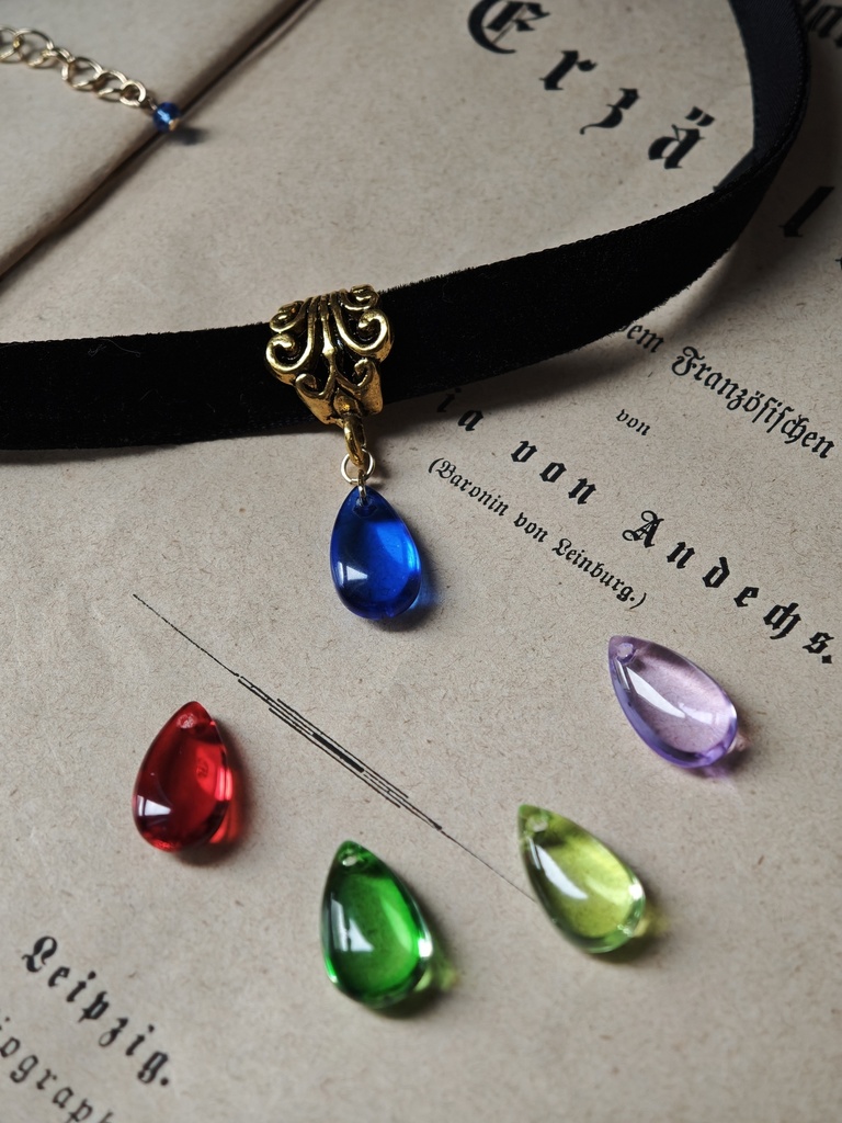 イロアソビ 5色から選べます 必ず備考欄に記載ください ドロップ しずく チョーカー