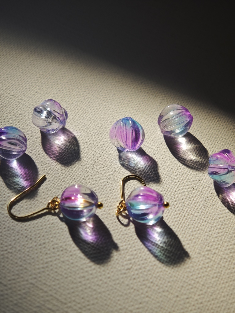 送料込 夜の魔術部 夢色飴玉 ピアス イヤリング