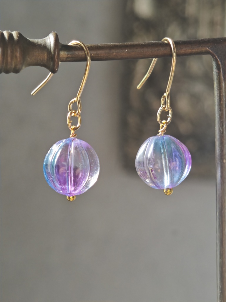 送料込 夜の魔術部 夢色飴玉 ピアス イヤリング