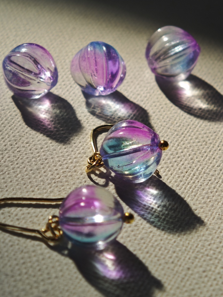 送料込 夜の魔術部 夢色飴玉 ピアス イヤリング