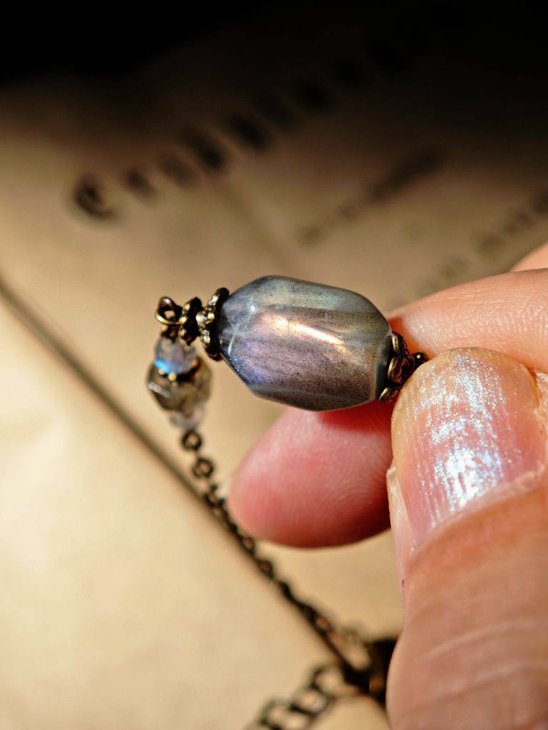 送料無料 動画あり レアカラー 現品 大粒 パープルラブラドライト ブレスレット