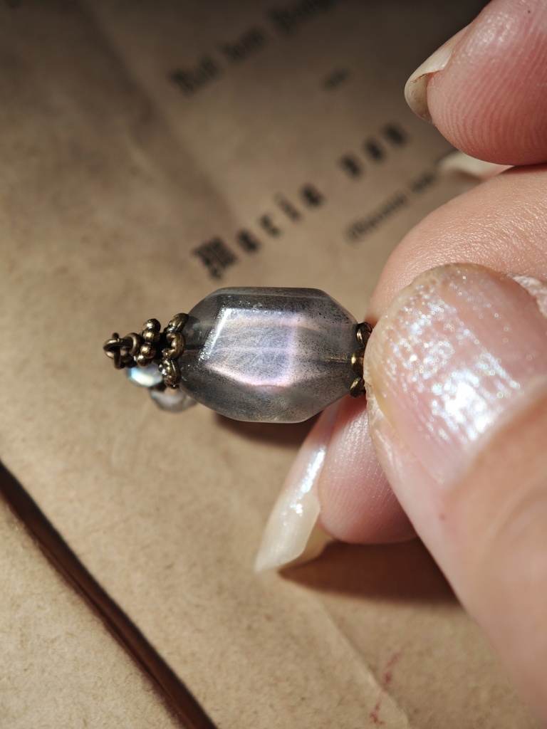 送料無料 動画あり レアカラー 現品 大粒 パープルラブラドライト ブレスレット