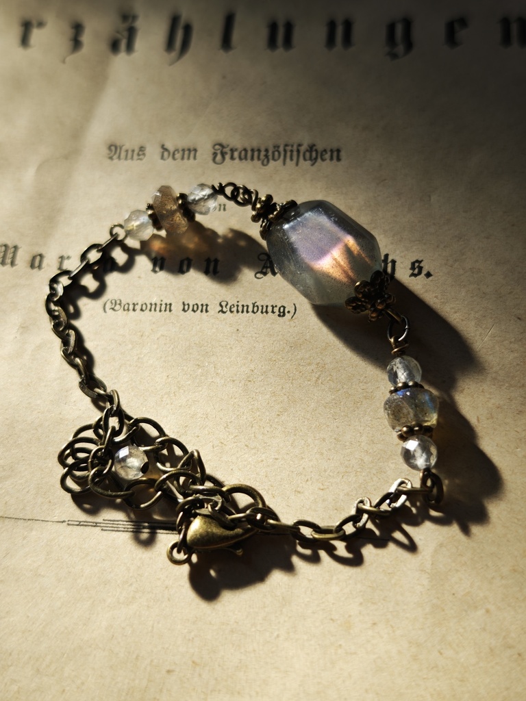 送料無料 動画あり レアカラー 現品 大粒 パープルラブラドライト ブレスレット