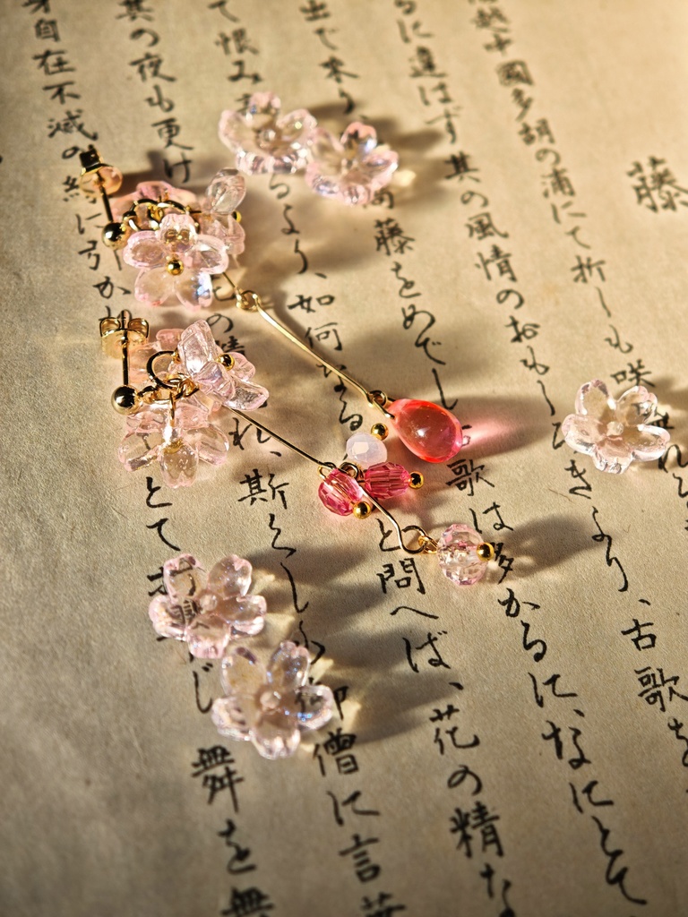 送料込 桜 しゃらり サクラ ピアス イヤリング お揃いかんざしは別ページ