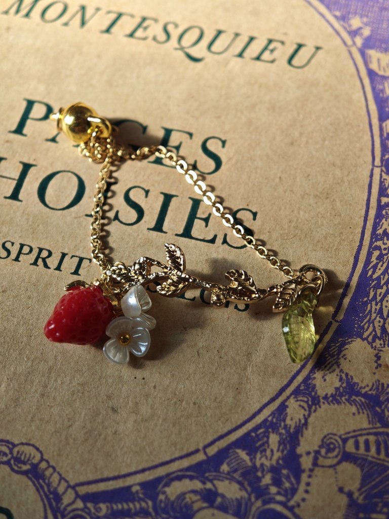 送料無料 集 いちご畑のブレスレット