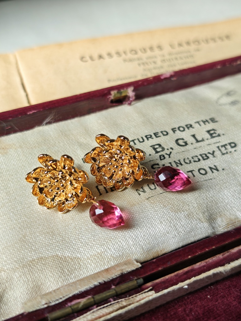 送料無料　現品のみ　ダリア　ストロベリーカラークォーツ　 ピアス　k16gp