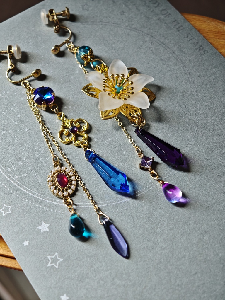 白花 スカラビア 豪華版 ピアス イヤリング