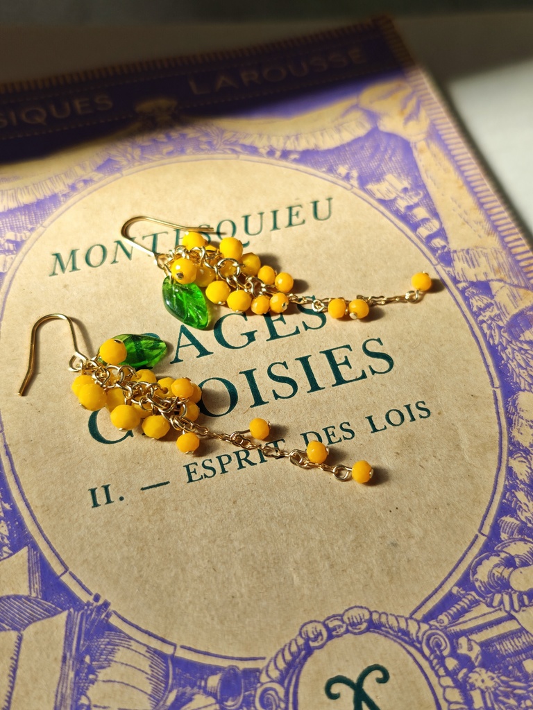 送料無料 ビタミンカラー ミモザ ピアス イヤリング