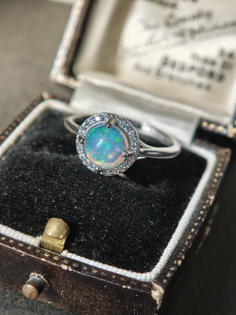 動画確認あり 蛍光グリーン オパール リング 指輪 MCB