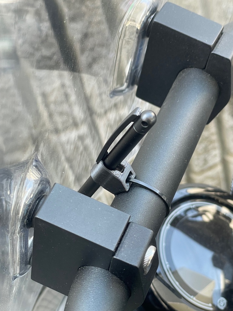 DAISO_スリムタッチペン専用ホルダー