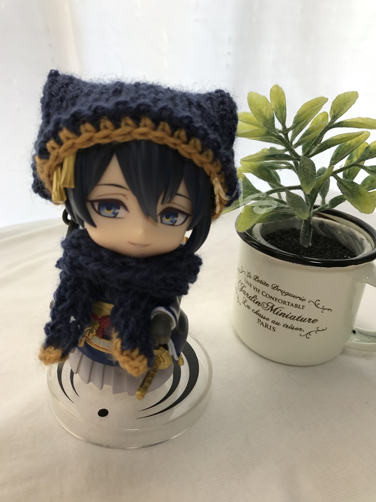 【刀剣乱舞】 イメージカラー ねんどろいど用 ネコ耳帽子+マフラー セット 三日月宗近 小狐丸 一期一振 鶴丸国永 加州清光 薬研藤四郎 蛍丸 燭台切光忠 大倶利伽羅 へし切長谷部 同田貫正国 物吉貞宗