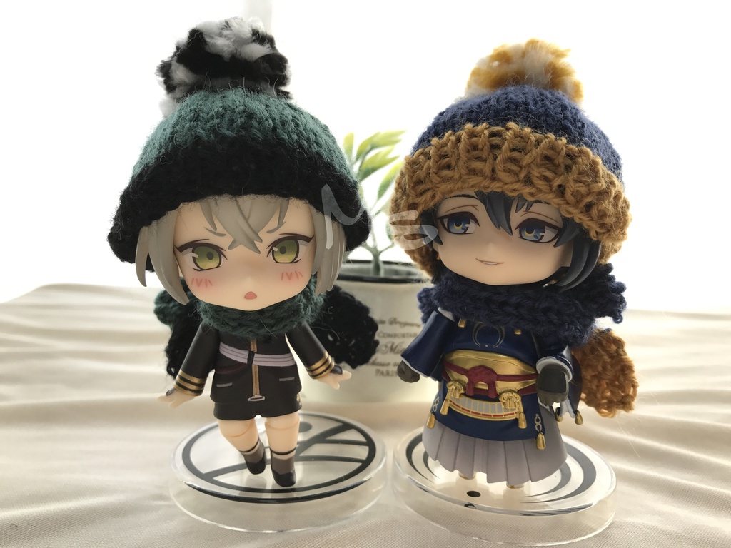 【刀剣乱舞】 イメージカラー ねんどろいど用 ぽんぽん付ニット帽+マフラー セット 三日月宗近 小狐丸 一期一振 鶴丸国永 加州清光 薬研藤四郎 蛍丸 燭台切光忠 大倶利伽羅 へし切長谷部 同田貫正国 物吉貞宗