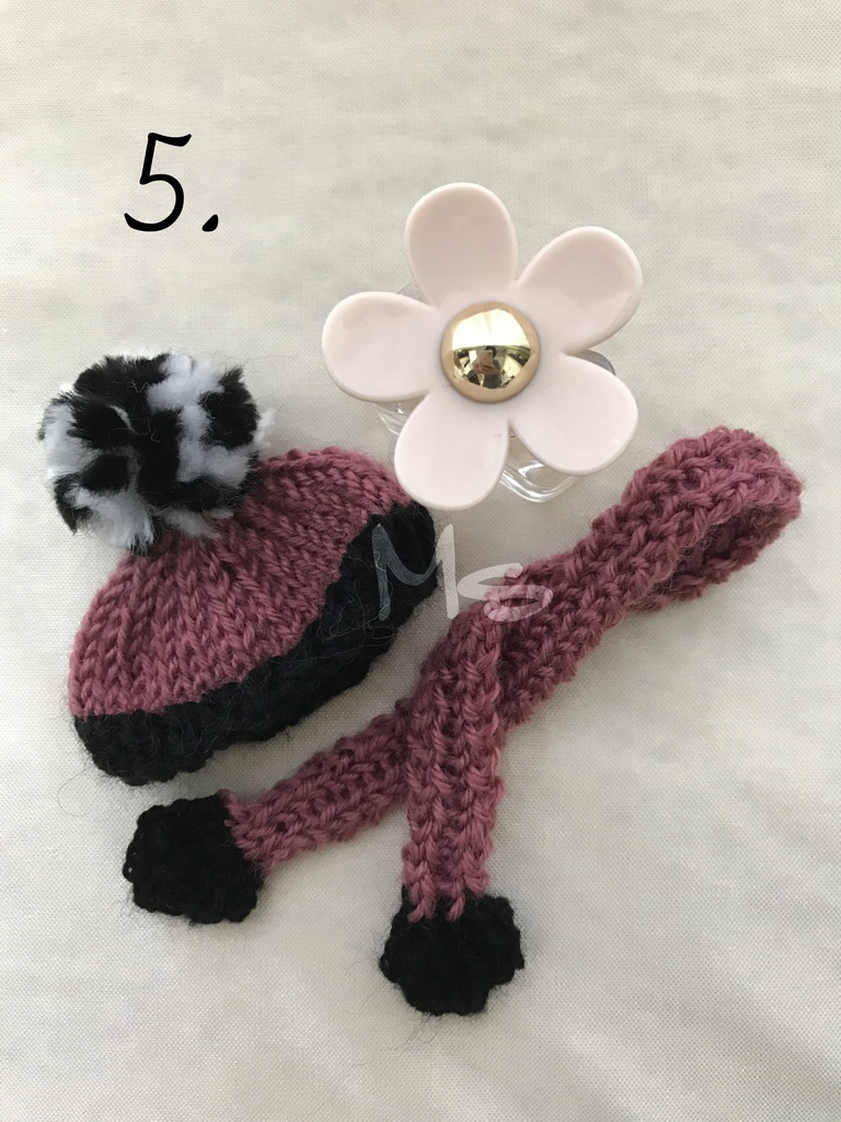 【刀剣乱舞】 イメージカラー ねんどろいど用 ぽんぽん付ニット帽+マフラー セット 三日月宗近 小狐丸 一期一振 鶴丸国永 加州清光 薬研藤四郎 蛍丸 燭台切光忠 大倶利伽羅 へし切長谷部 同田貫正国 物吉貞宗