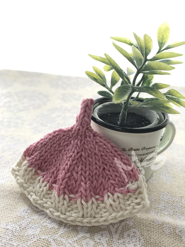 おまんじゅうにぎにぎマスコット どんぐり帽子