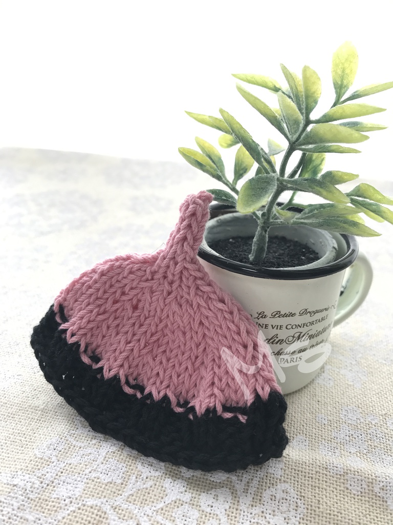 おまんじゅうにぎにぎマスコット どんぐり帽子