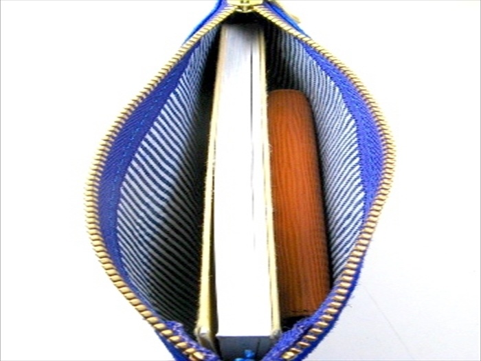 スエード ポーチM