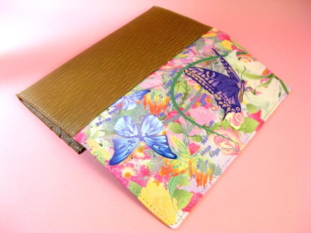 花と揚羽蝶 長財布